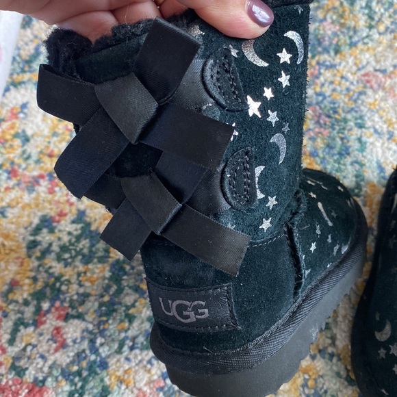 UGG Bailey Bow Sun & Moon Fleece Lined 7 - Picture 2 of 11